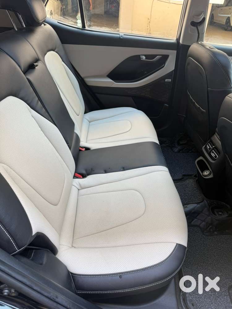 Hyundai Creta Sx O Diesel Top Model Hr10paid Number First Owner