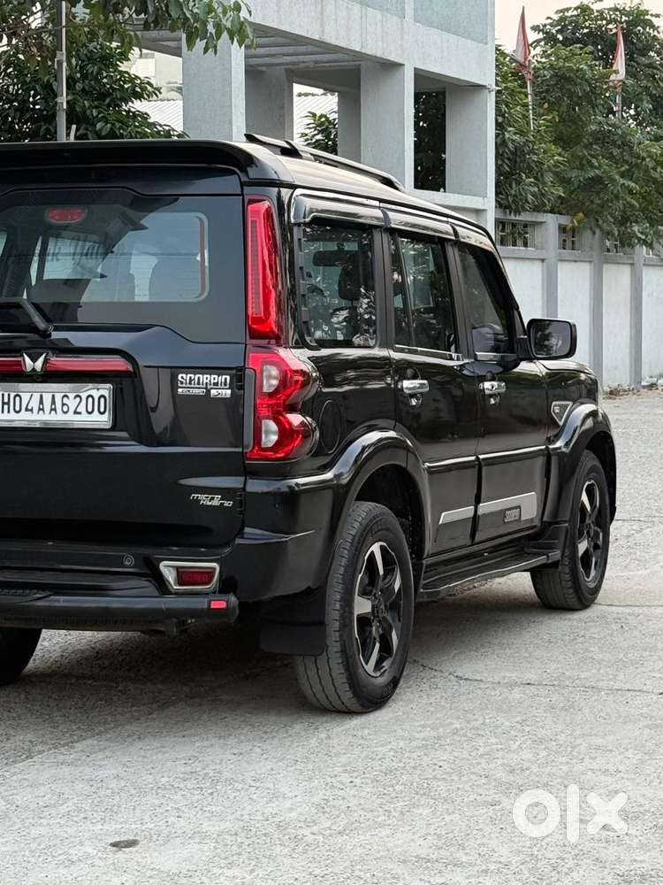 Mahindra Scorpio Classic 2.2 S 11 Mt 7 Str, 2023, Diesel