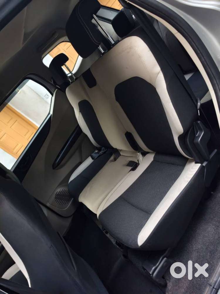 Renault Triber Rxt, 2020, Petrol