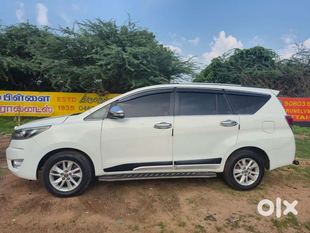 Toyota Innova Crysta 2.4 G Mt 8s, 2016, Diesel