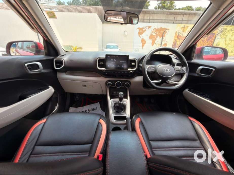 Hyundai Venue Sx (o) Mt 1.5 Diesel, 2022, Diesel