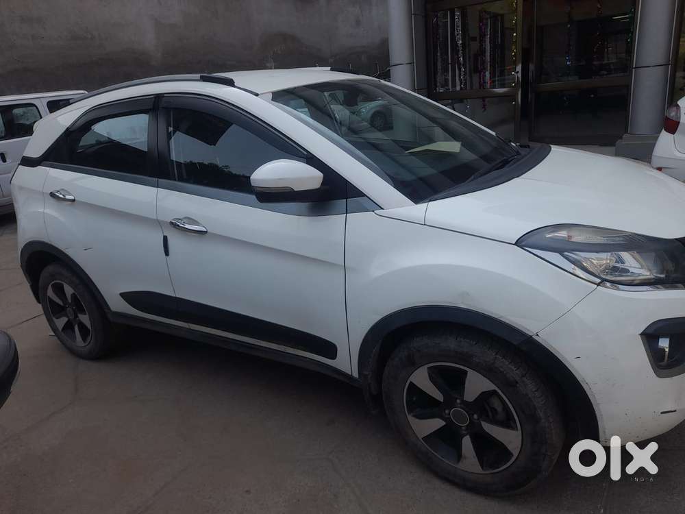 Tata Nexon 1.5 Revotorq Xz, 2019, Petrol