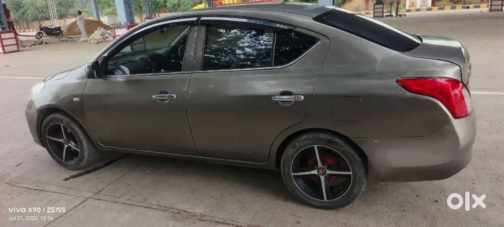 Nissan Sunny 2012 Petrol 85000 Km Driven