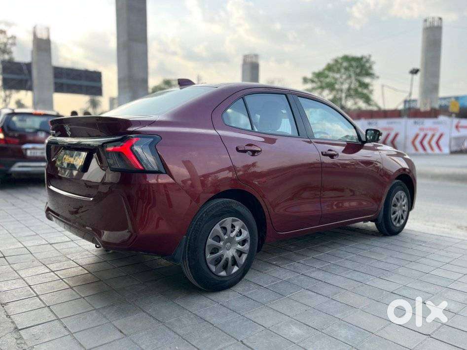 Maruti Suzuki Swift Dzire Vxi(o) Amt, 2025, Petrol