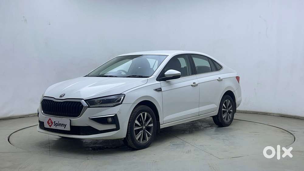 Skoda Slavia Style (non-sunroof), 2022, Petrol
