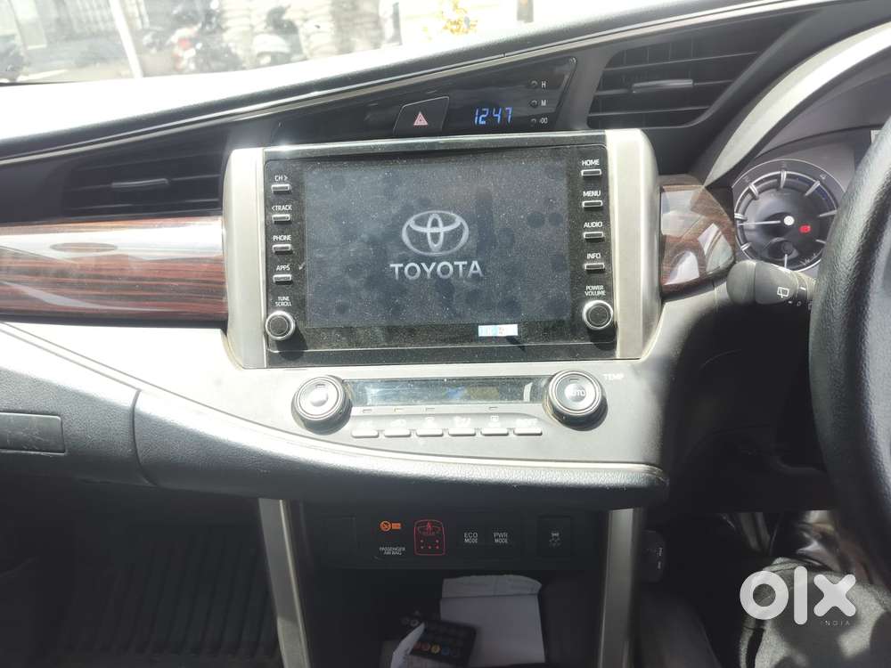 Toyota Innova Crysta Zx 2.4 Diesel 7 Seater, 2025, Diesel
