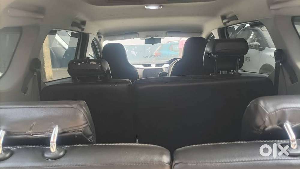 Renault Triber Rxz, 2024, Petrol