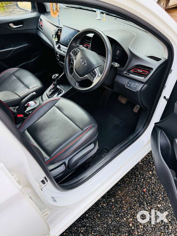 Hyundai Verna Turbo Dct (top Model)