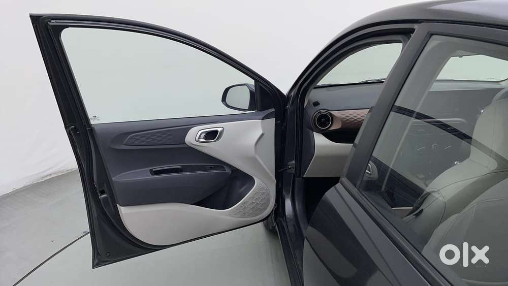 Hyundai Aura 1.2 Sx Cng, 2024, Cng & Hybrids