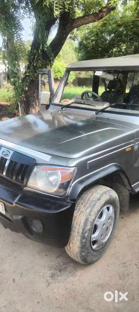 Mahindra Bolero 2013 Silver Diesel
