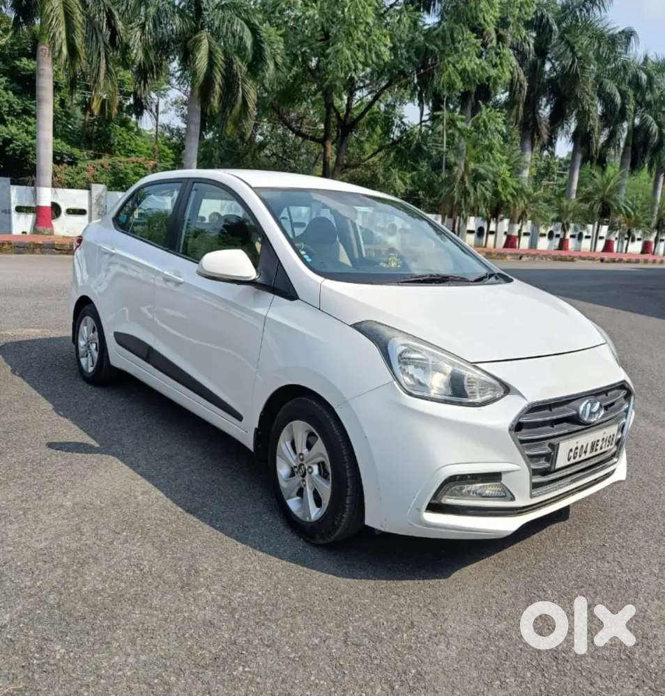 Car Bahut Hi Ache Condition Main Hai Bahut Hi Kam Chala Hai