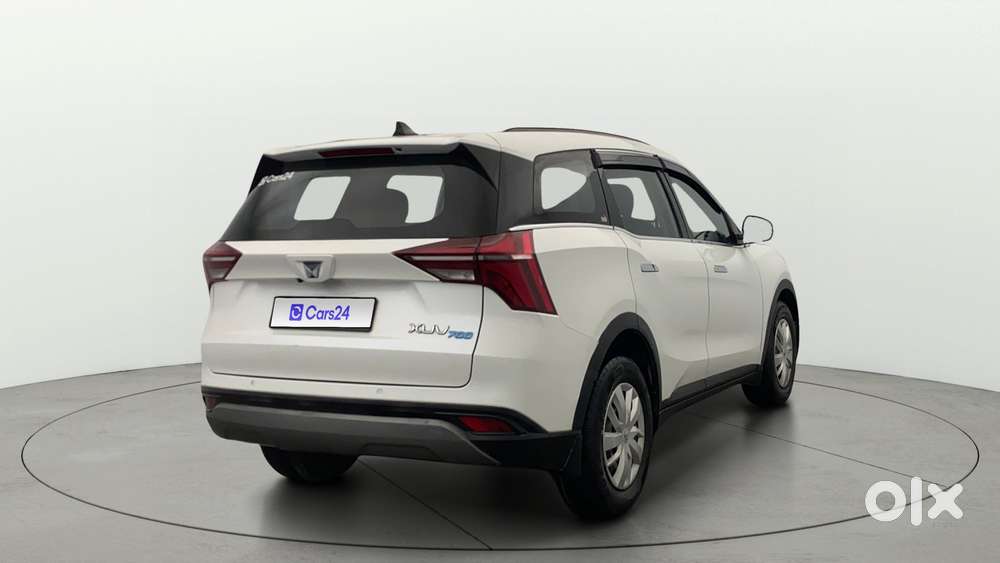 Mahindra Xuv700 2.2 Mx Diesel Mt 5 Str, 2022, Diesel