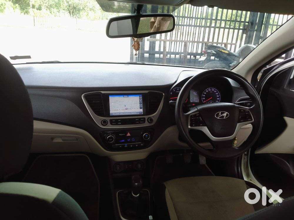 Hyundai Verna 1.6 Vtvt Sx, 2018, Petrol