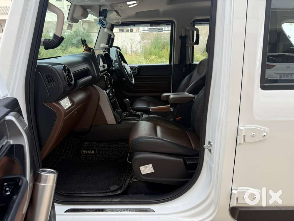 Mahindra Thar Roxx 2025 Ax7l Top End Model With Choice Number