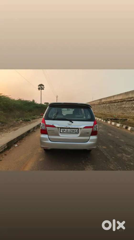 Toyota Innova 2013