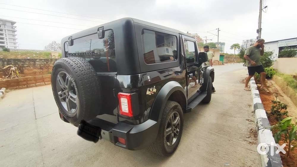 Mahindra Thar Petrol 2022