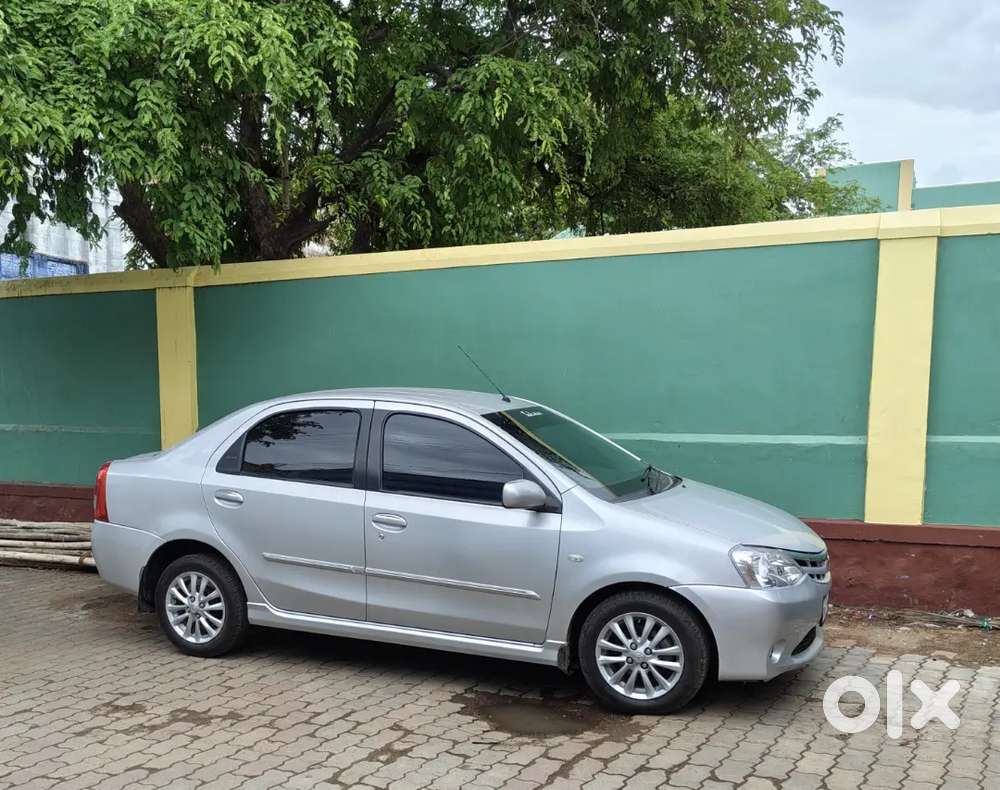 Toyota Etios Vx D 2012