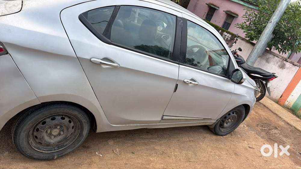 Tata Tigor Petrol 2021