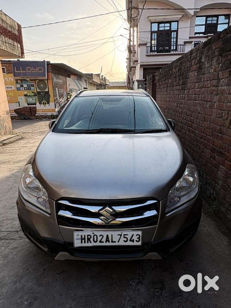 Maruti Suzuki S-cross 2017 Diesel Well Maintained