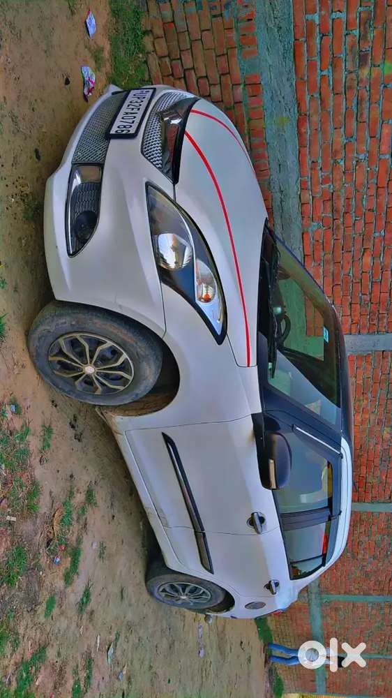 Maruti Suzuki Swift Dzire 2013