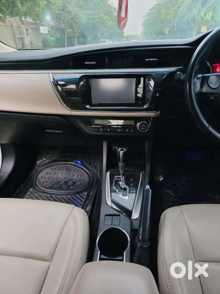 Toyota Corolla Altis 1.8 G Cvt, 2016, Petrol