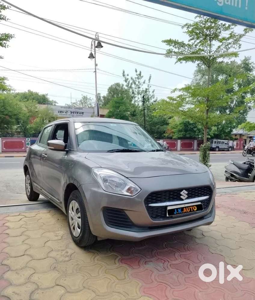 Maruti Suzuki Swift Vxi, 2024, Petrol