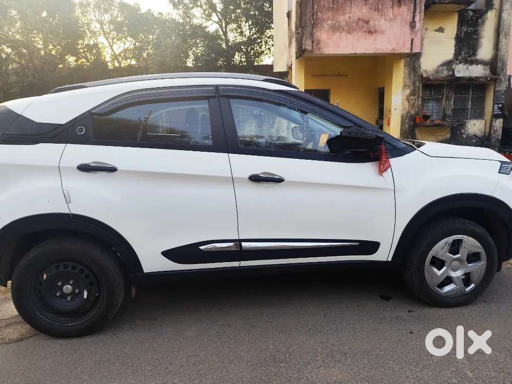 Tata Nexon Petrol Manual 2024