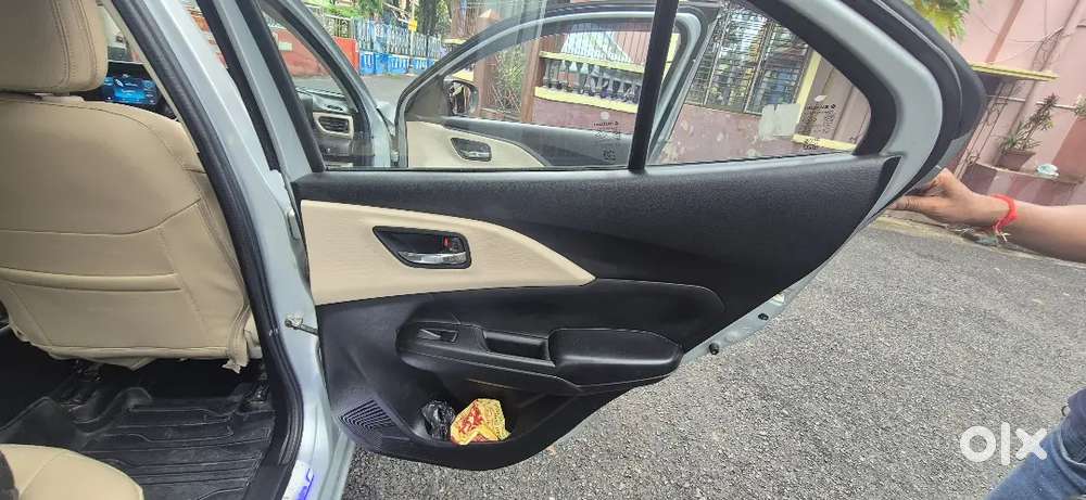 Maruti Suzuki Dzire Vxi 2025 Car
