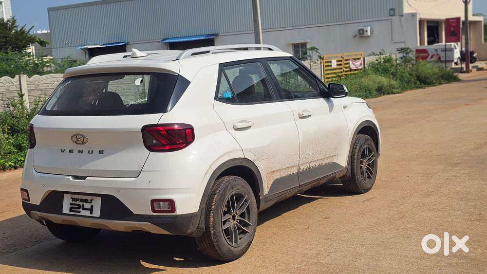 Hyundai Venue S, 2019, Petrol
