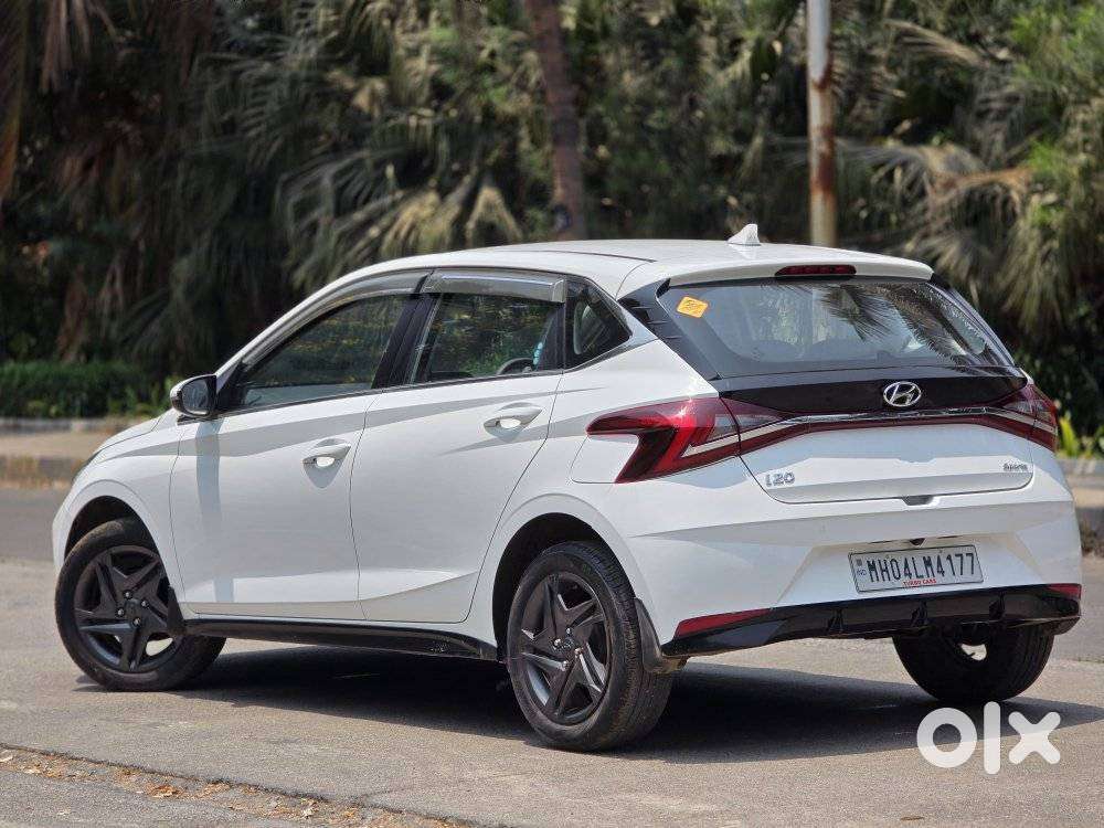Hyundai I20 Sportz 1.2 Ivt, 2023, Petrol