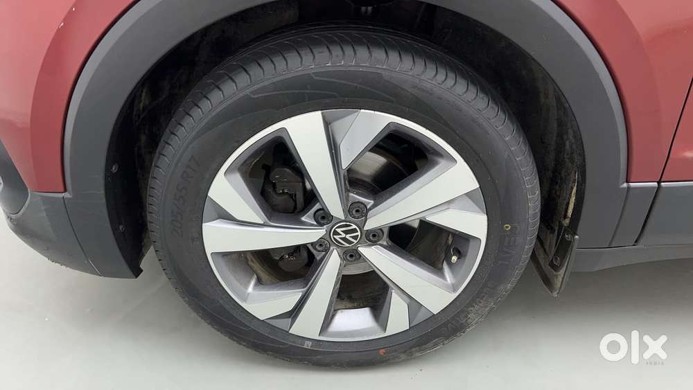 Volkswagen Taigun Topline 1.0 Tsi At (electric Seats), 2021, Petrol