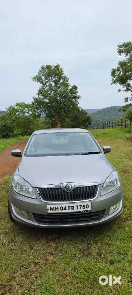Skoda Rapid Elegance 2012