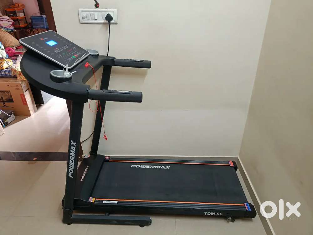 PowerMax Fitness TDM-96 Treadmill | Excellent Condition | Foldable