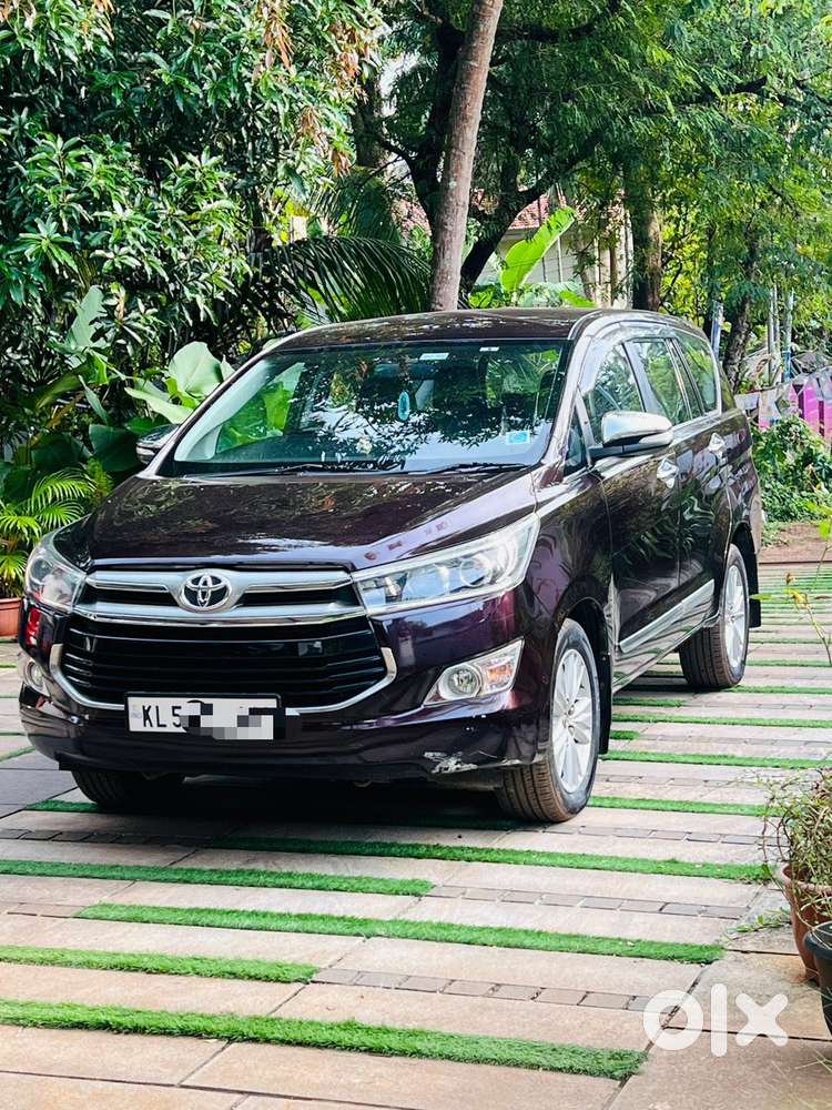 Toyota Innova Crysta 2.8 Z, 2016, Diesel