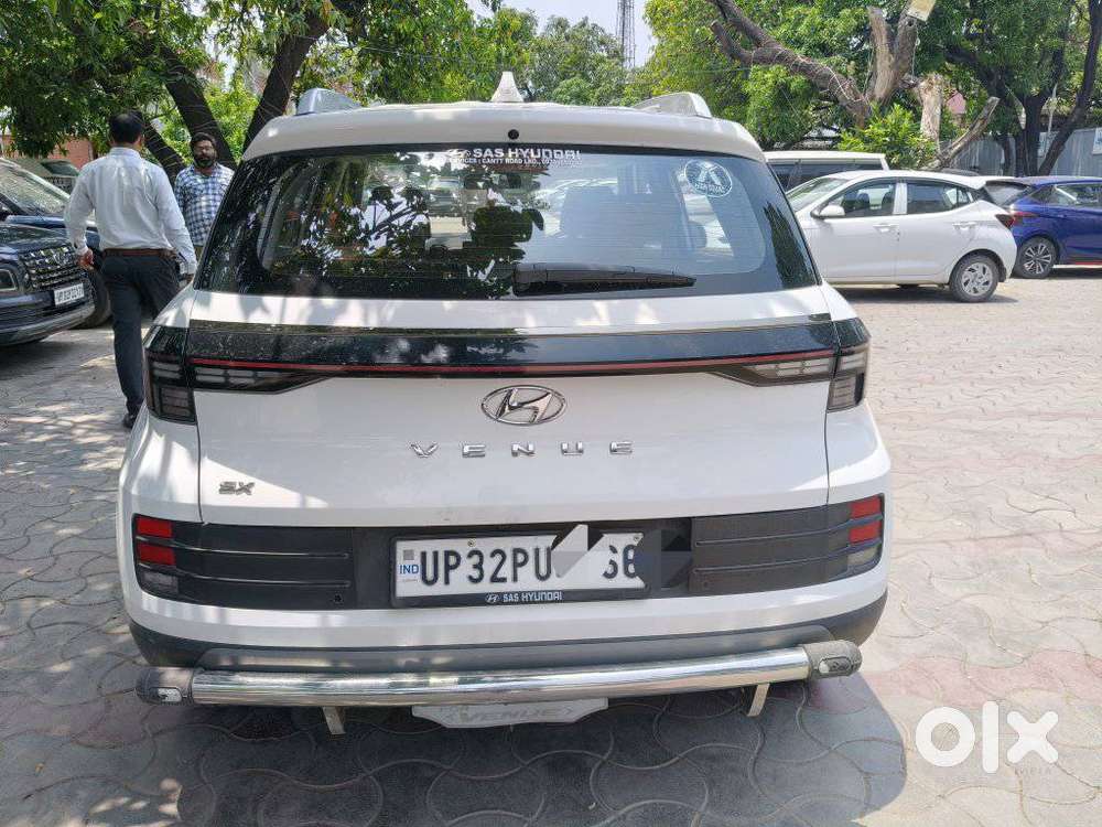 Hyundai Venue Sx Mt, 2024, Diesel