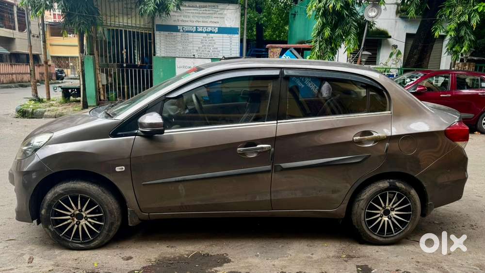Honda Amaze Petrol 2016