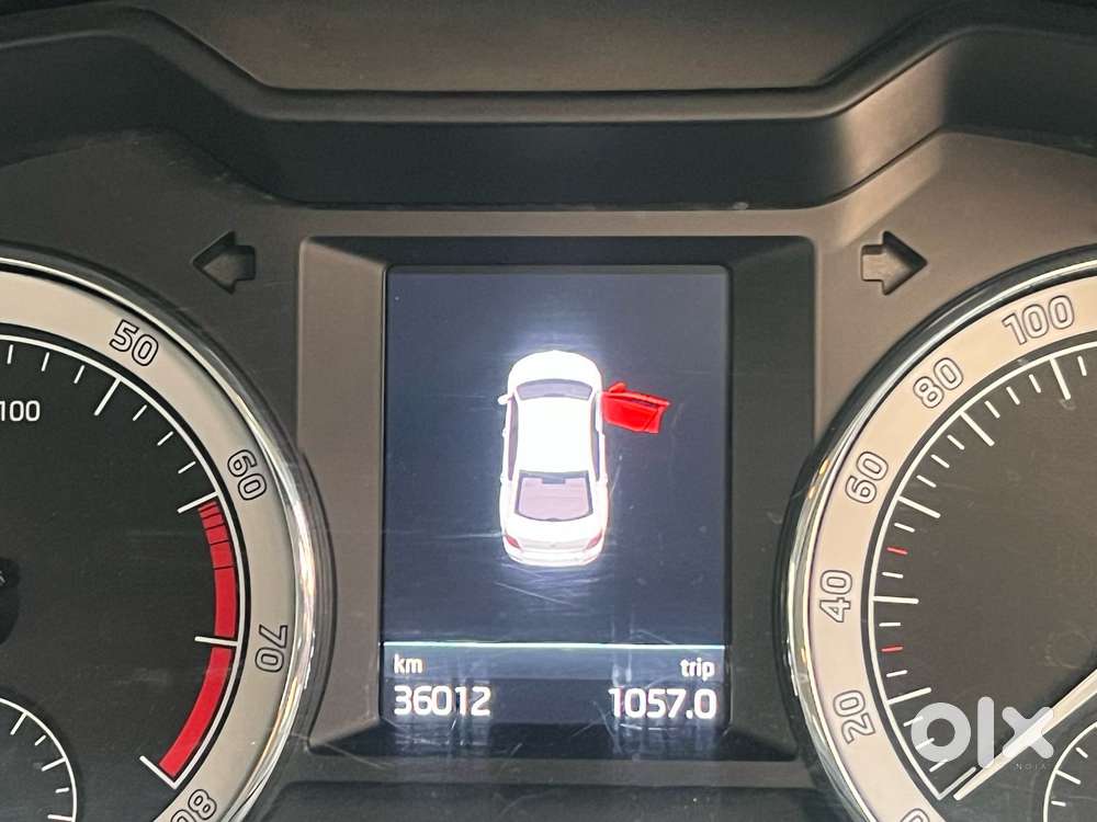 Skoda Octavia 1.8 Tsi At Style, 2019, Petrol