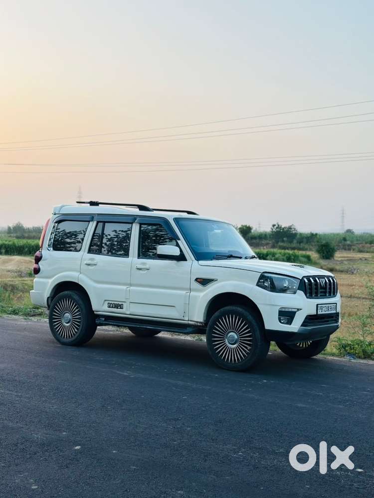 Mahindra Scorpio Classic 2016 Diesel