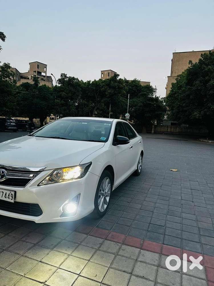 Toyota Hybrid Automatic 2013
