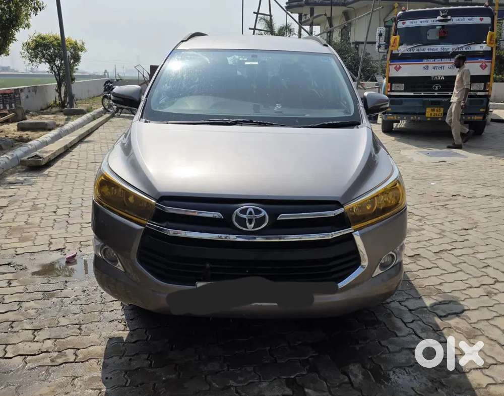 Toyota Innova Crysta