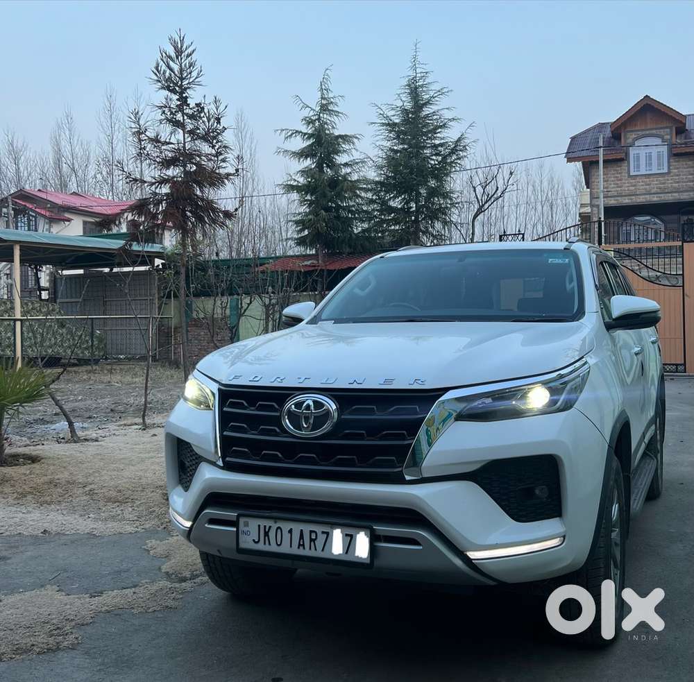 Toyota Fortuner 2022 Diesel 16000 Km Driven