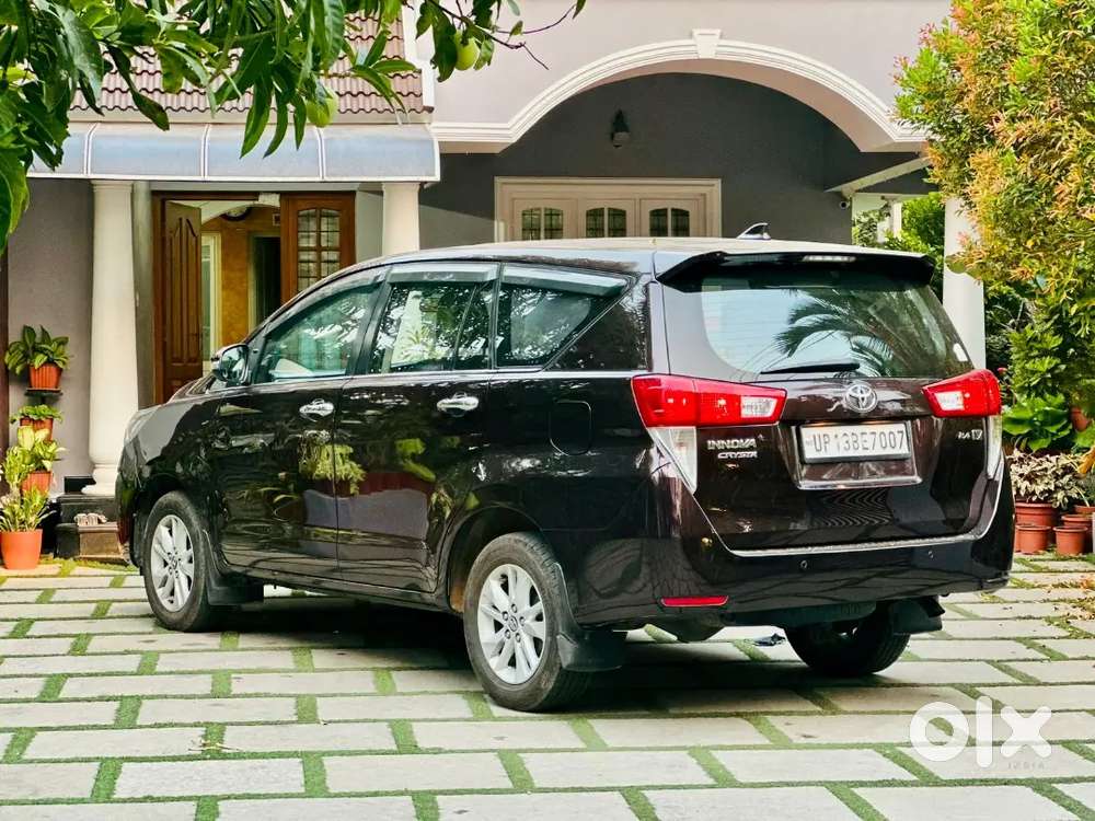 Toyota Innova Crysta 2018