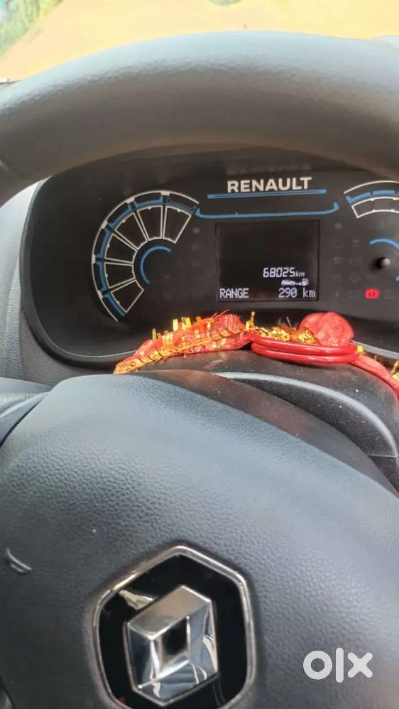 Renault Kwid 2024 Petrol Well Maintained
