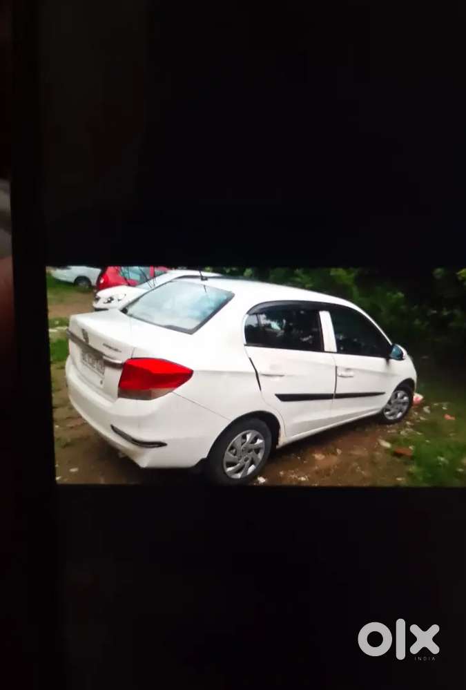 Honda Amaze 2016 Cng & Hybrids Well Maintained Car.