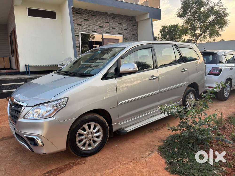 Toyota Innova 2013 Diesel Well Maintained