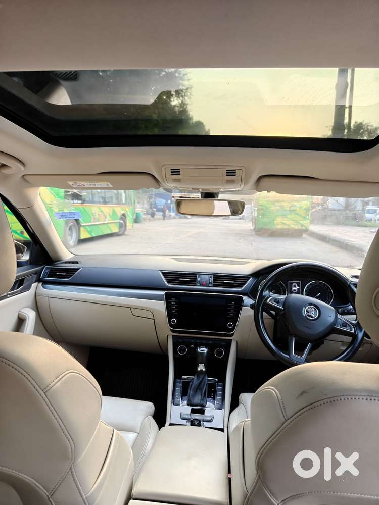 Skoda Superb Style 1.8 Tsi Mt, 2018, Petrol