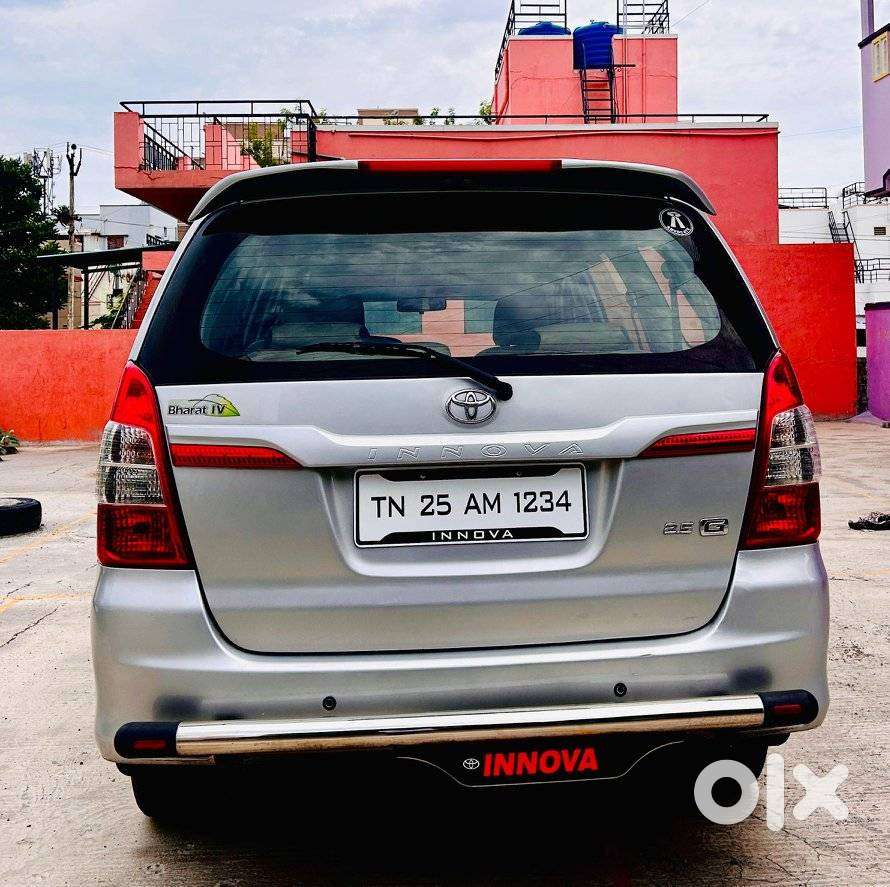 Toyota Innova 2.5 G (diesel) 8 Seater Bs Iv, 2014, Diesel