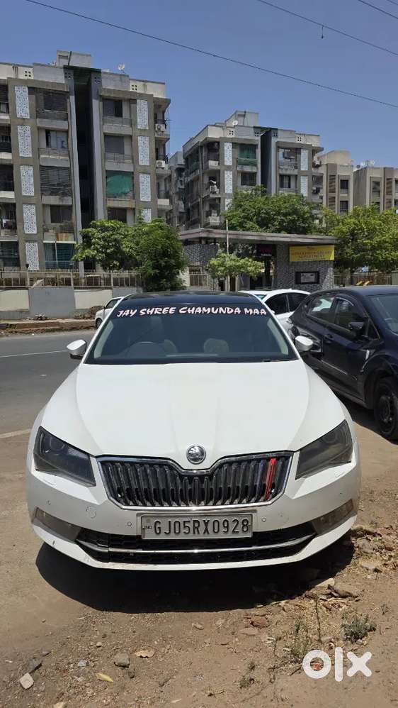 Skoda Superb Petrol 2018 2nd Owner