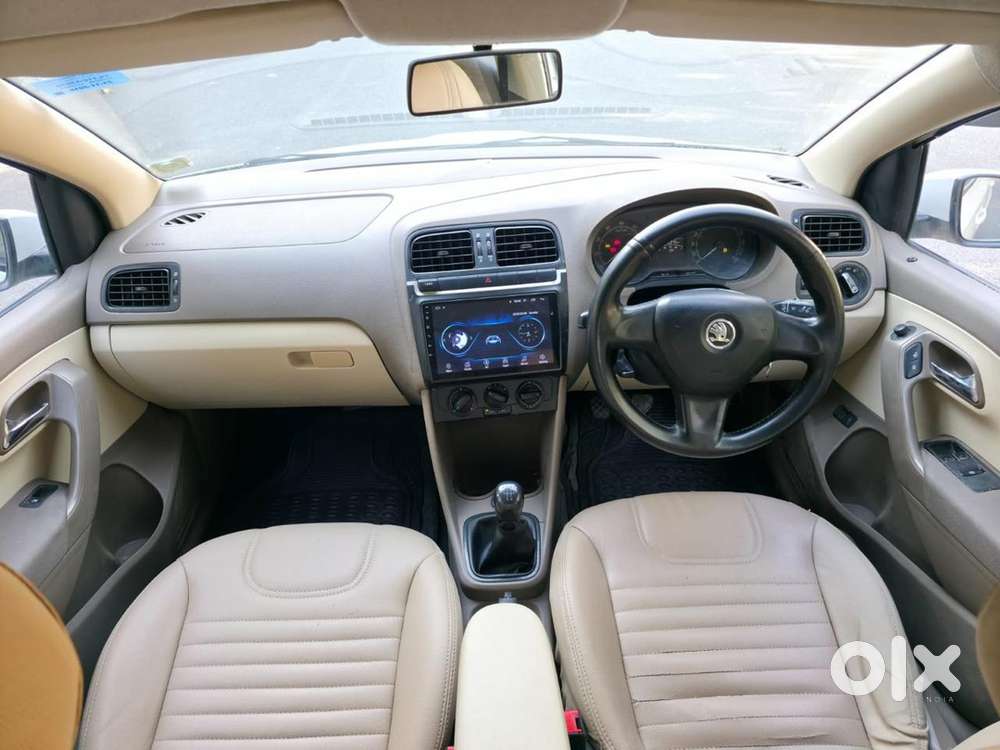 Skoda Rapid Petrol Manual 2016