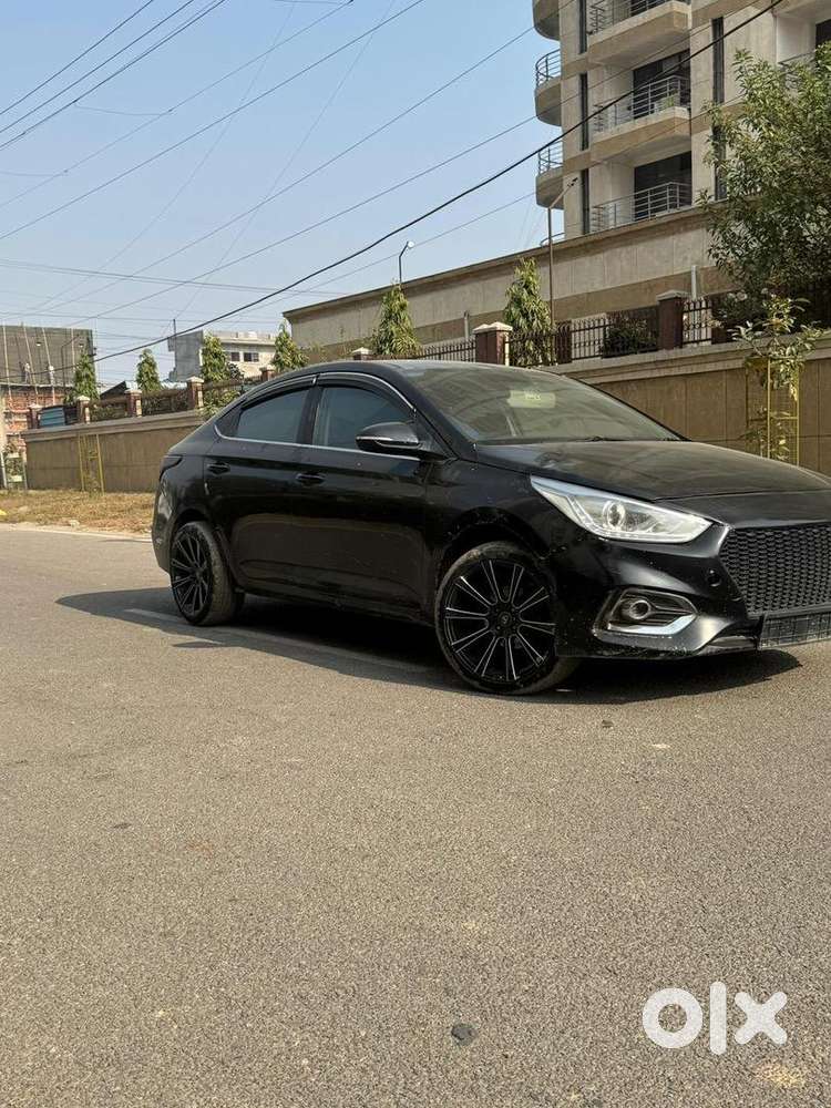 Hyundai Verna 2019 Desiel Good Condition (black)